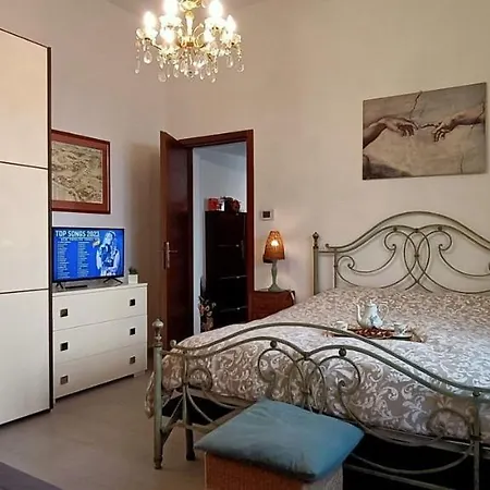 Lovely House Near The Apartment Torre del Lago Puccini